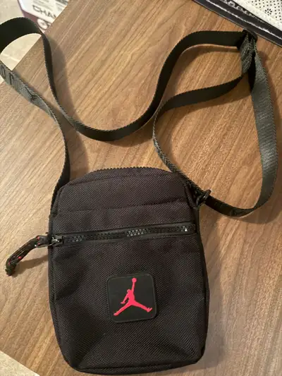 Jordan side bag black , View more