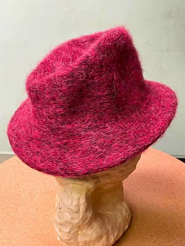 Maroon Dress Hat in Other in St. Catharines