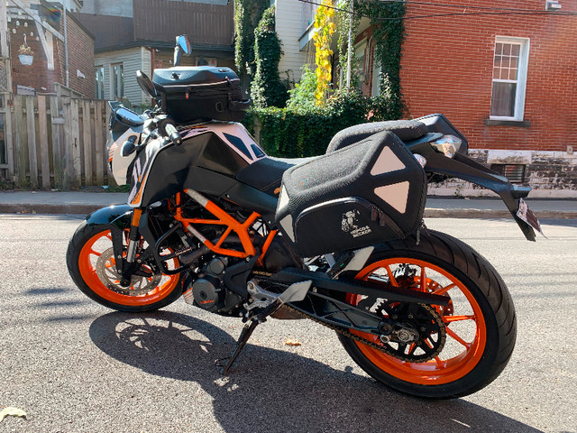 2015 KTM Duke 390 dans Utilitaires et de promenade  à Ville de Montréal - Image 2