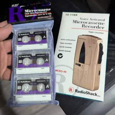 Radio Shack Micro-45 Recorder Model: 14-1184 Include [3-Pack] MC-60 Tapes Pick up in Midnapore, or S...