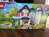 Andrea's Brand New Family Lego House
