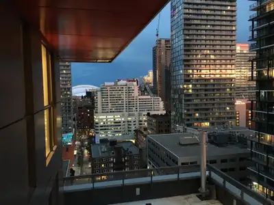 2BR 2WR for rent with one parking in DT Toronto
