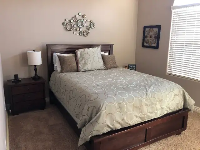 Vacation Home in Arizona in Canada - Image 9