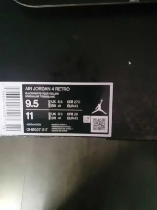 Retro Jordan 4s in Men's Shoes in City of Toronto - Image 5