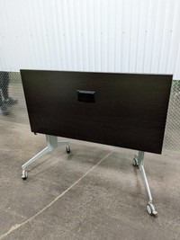 Mobile folding desk with power outlet