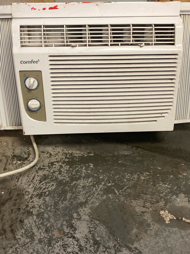 A/C window unit  in Other in St. Catharines