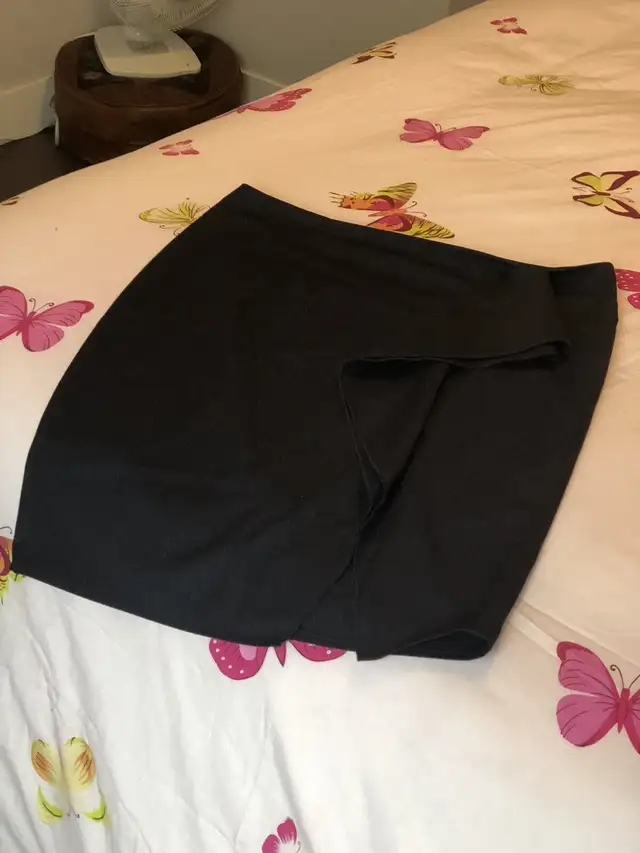 Jupes in Women's - Dresses & Skirts in Longueuil / South Shore - Image 4