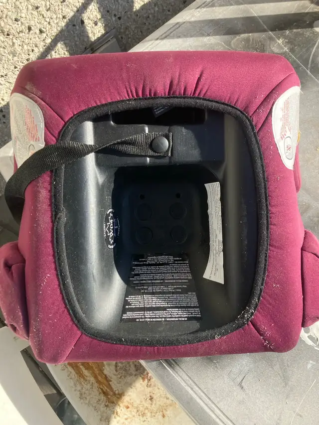 Diono Booster Seat in Strollers, Carriers & Car Seats in Edmonton - Image 3