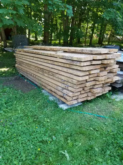 We also have a good supply of 2x4, 2x6, 3x6 and a few 3x8's,.... we also have a large amount of 1 1/...
