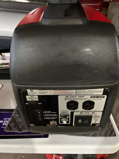 Honda EU2000 inverter just got tuned up and still has lots of life left they said. Ran my Fifthwheel...