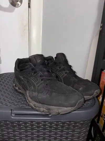 Asics gel mens size 11 running shoes, View more