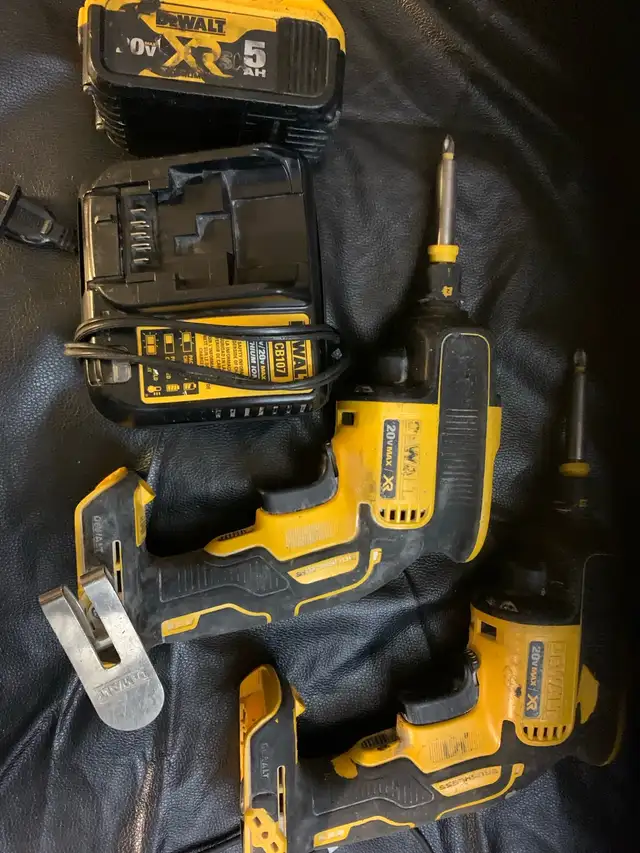 DeWalt Drywall Screw Guns in Power Tools in Winnipeg - Image 3