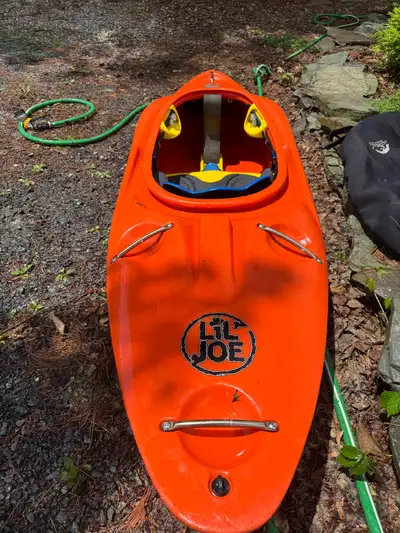 I picked this up used in 2017 and haven’t used it much since then. Decent condition but a bit scratc...