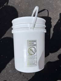 5/6 Gallon FOOD GRADE Buckets CLEAN (100+)