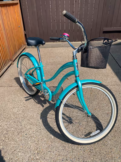 17” frame, big tires. Comfy seat. Has detachable basket and kickstand. Barely ridden. No gears, back...