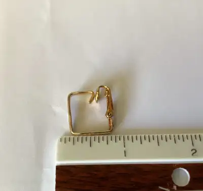 Single Square Clip-on Earring Gold toned metal but no gold stamp Costume Jewelry ¾" $1.00 Maples pic...