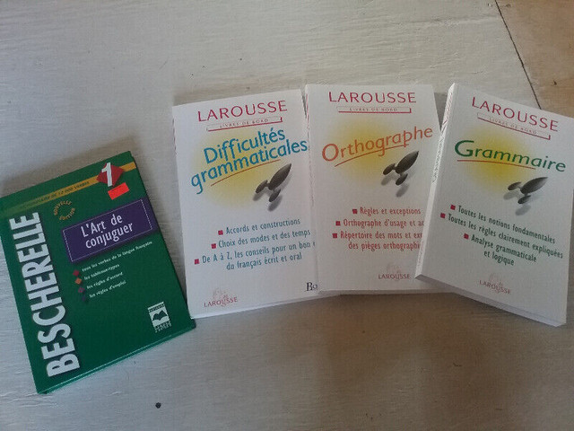 Lot de dictionnaires Larousse à vendre neuf dans Manuels  à Lévis