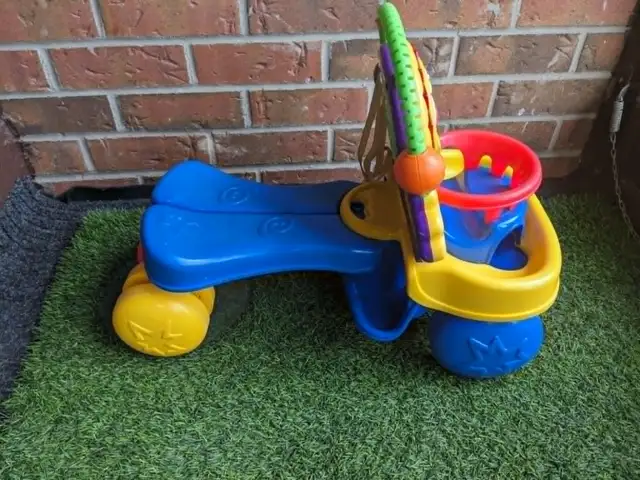 Baby Activity Walker Toys in Toys in City of Toronto - Image 5