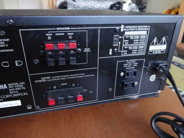 Yamaha RX-V293/5.1 Channel/Pro-Logic/190 Watt/ Natural Sound in Stereo Systems & Home Theatre in Markham / York Region - Image 9