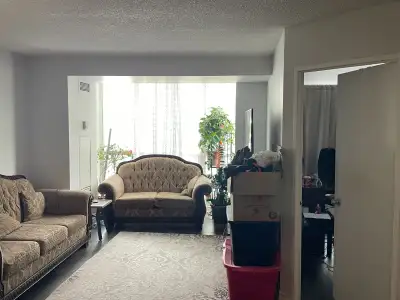 Condo for Rent Scarborough 2550 Lawrence Ave E #716 Lawrence Ave E/ Midland Ave Home Details: 2 Bed...