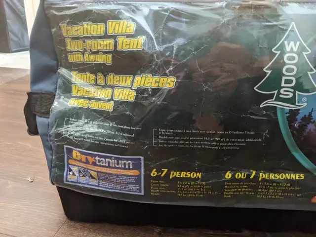 Family tent for sale in Fishing, Camping & Outdoors in Ottawa - Image 4