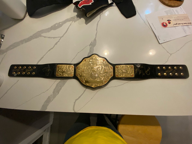 Autographed Replica WWE World Heavyweight Championship Belt in Arts & Collectibles in City of Toronto