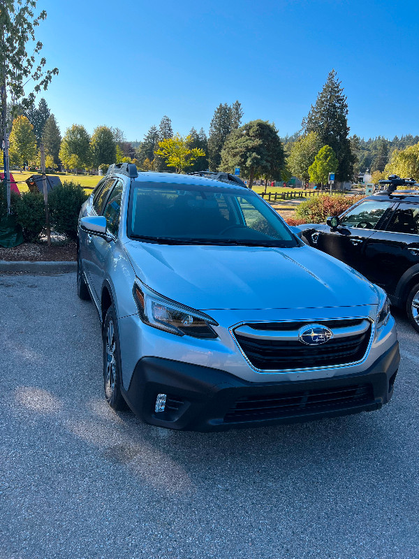 2020 Subaru Outback Touring 16 Km only, with Symmetrical 4WD in Cars & Trucks in Vancouver - Image 3