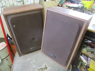 1980s AGS SPEAKER SYSTEM $30 MODEL SB - 13 KOREAN VINTAGE, View more