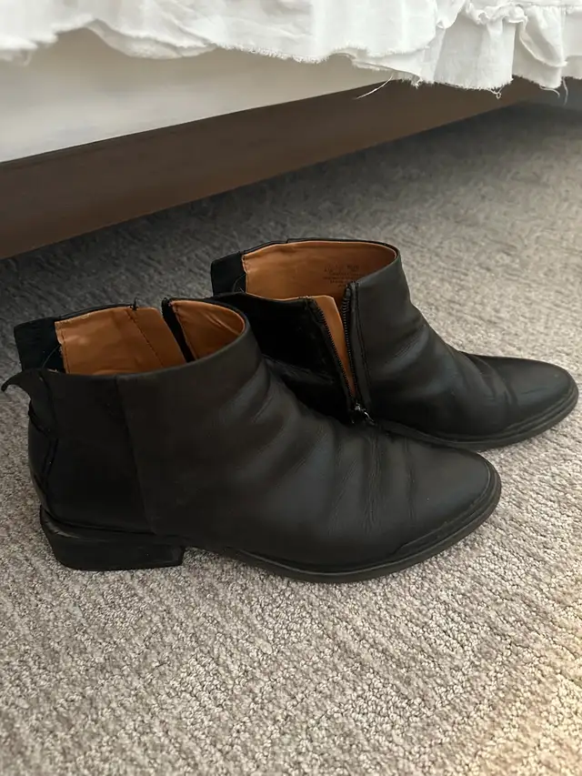 Women’s Shoes in Women's - Shoes in Grande Prairie - Image 4
