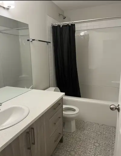 Bonus Kitchenette with this room!