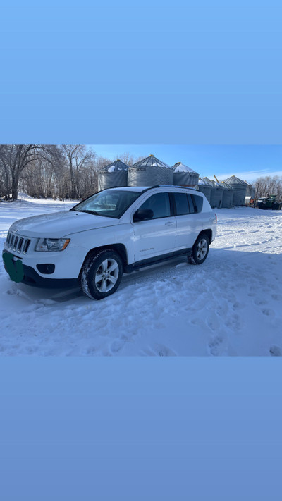 2011 Jeep compass (safetied) 