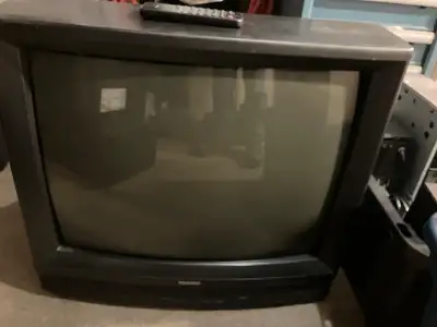 Television Toshiba 29” avec télécommande., View more