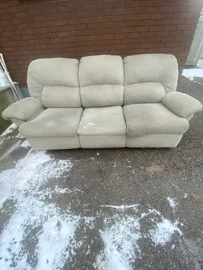 Free Couch, View more