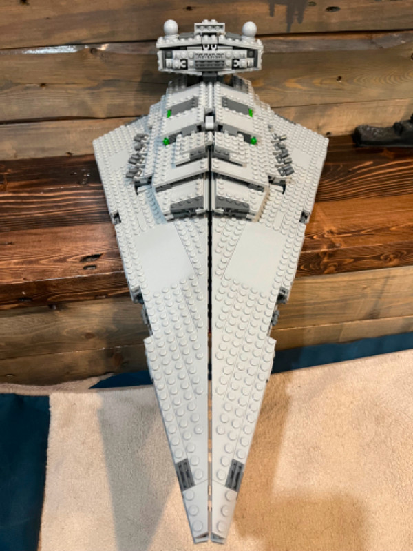 LEGO STAR WARS IMPERIAL STAR DESTROYER 75055 in Toys & Games in Kingston - Image 2