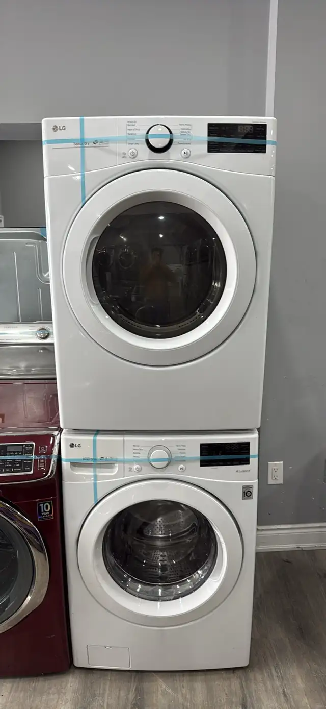 27 inch LG white front load washer dryer set 
