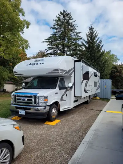 Save Thousands over new!!! Jayco Greyhawk 31F - $121,900.00 Fully loaded with the following options:...