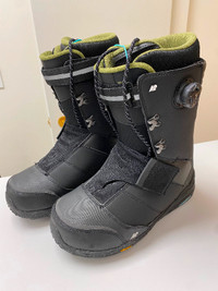New men’s K2 Waive snowboard boots Size 11.5