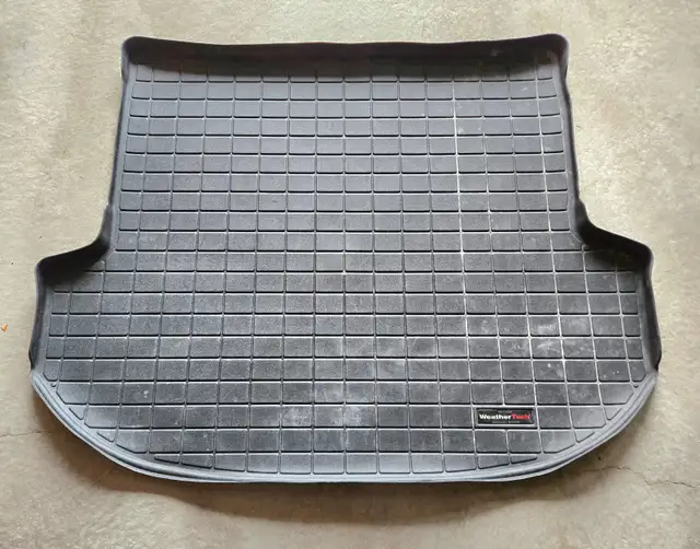 WeatherTech Floor Mats for 2022-2023 Hyundai Santa Fe in Other Parts & Accessories in Barrie - Image 4