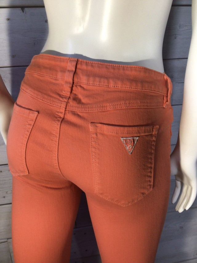 CLOSET SALE - orange Guess jeans - aa25 in Women's - Bottoms in Cambridge - Image 3