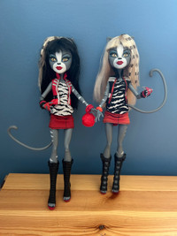 Monster High Dolls  Werecat Twins Set