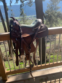 Kids three piece saddle set