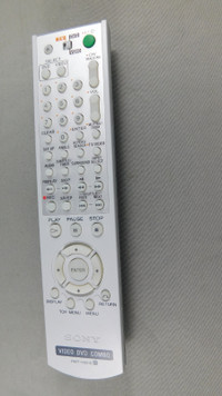 SONY RMT-V501E Video DVD Combo Player Remote Control