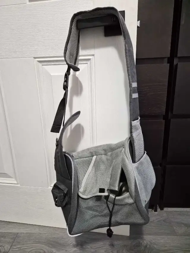 Sac de transport pour animaux en bandoulière neuf in Accessories in Lanaudière - Image 2