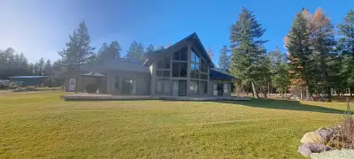 Property Overview; Discover a rare opportunity to own 160 acres in the scenic East Kootenays of sout...