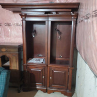 Wood Display Cabinets