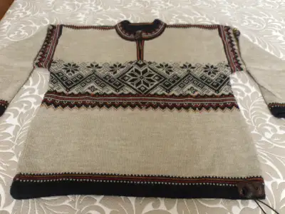 Très beau gilet pour homme (neuf) Dale of Norway, 100% laine., View more