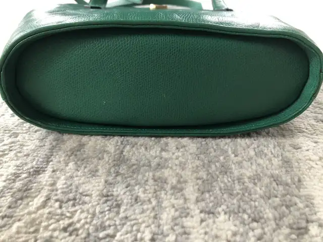 YSL Yves Saint Laurent Vintage Teal Arabesque Shoulder Bag in Women's - Bags & Wallets in Mississauga / Peel Region - Image 6