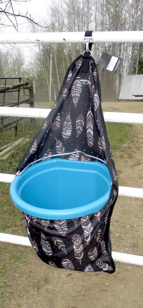 Something new! No spill Bucket holder! in Equestrian & Livestock Accessories in Dawson Creek - Image 4