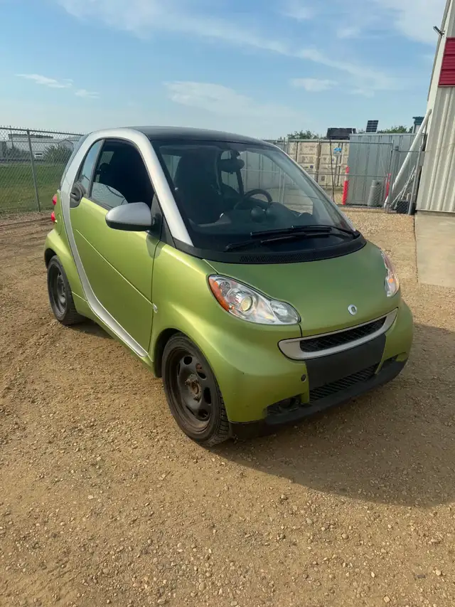 2011 Smart car 451  574686651545692161