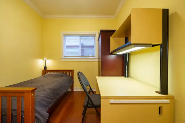 Furnished 1BR @Metrotown Center For Student Roommate--Seeing Now in Room Rentals & Roommates in Burnaby/New Westminster - Image 6